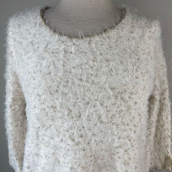 Chicos Fuzzy Gold Metallic Sweater Top Size 1P EUC - Picture 2 of 9